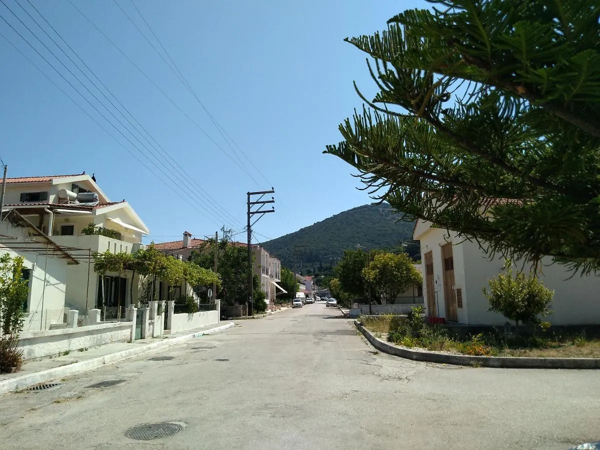 Nostalgia Apartment A In Sami 50 Metres From The Sea Grecia