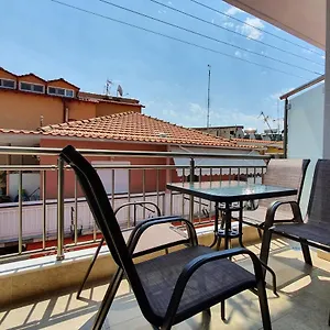 https://vasiliki-house.hotelschalkidiki.net