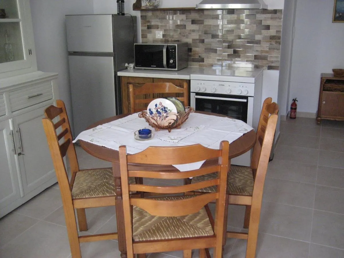 Nostalgia Apartment A In Sami 50 Metres From The Sea